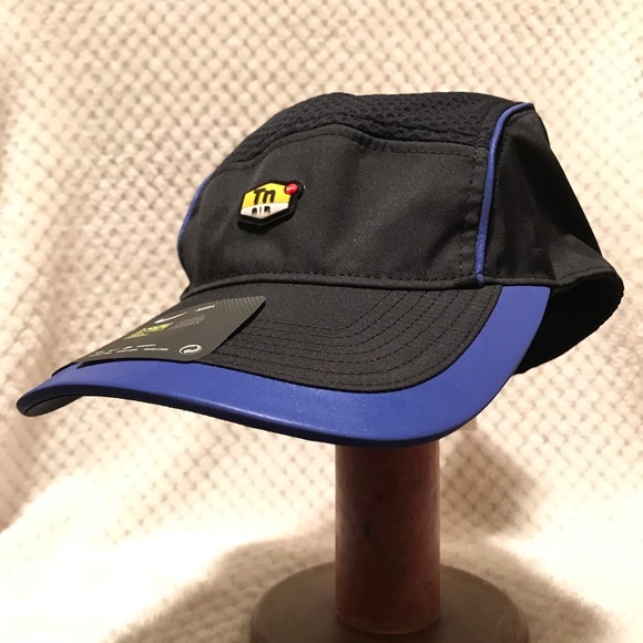 SOLD Nike “Tuned 1” Air Max Plus five panel cap - Picture 1 of 7